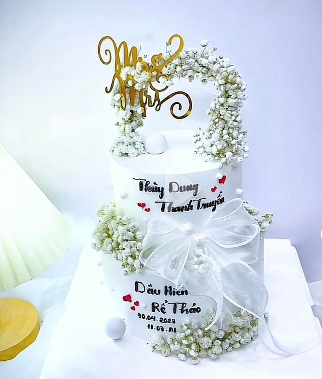 TONE TRẮNG TINH KHIẾT