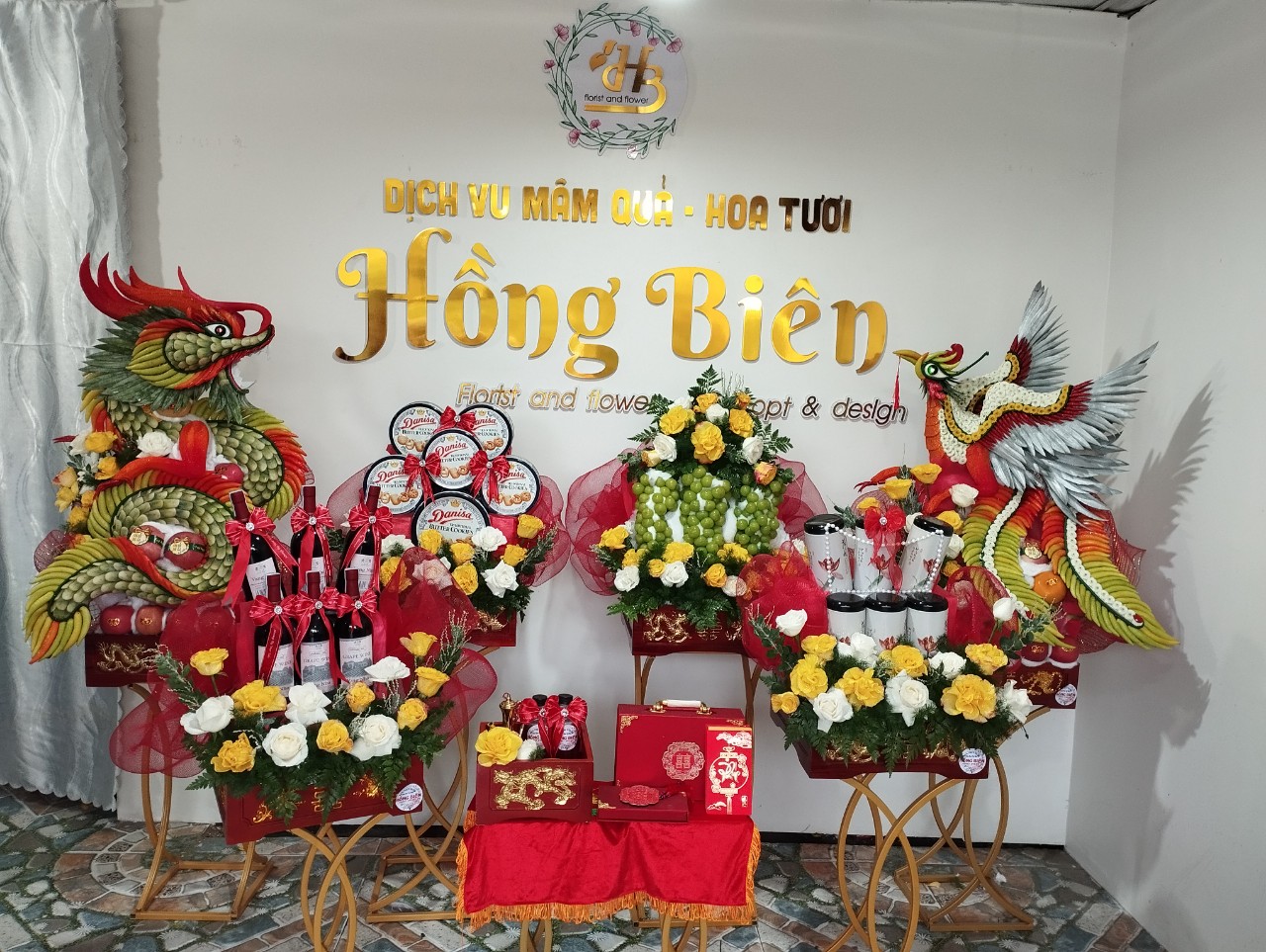 MÂM RỒNG PHỤNG HIỆN ĐẠI 