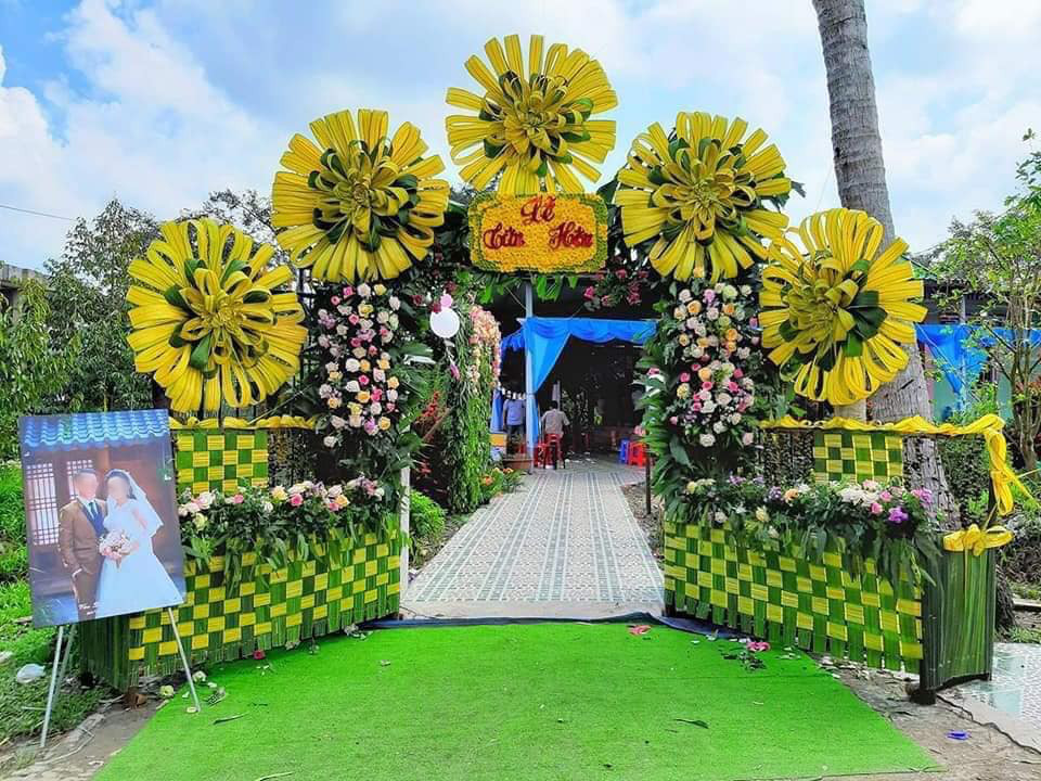 Cổng Hoa đơn giản