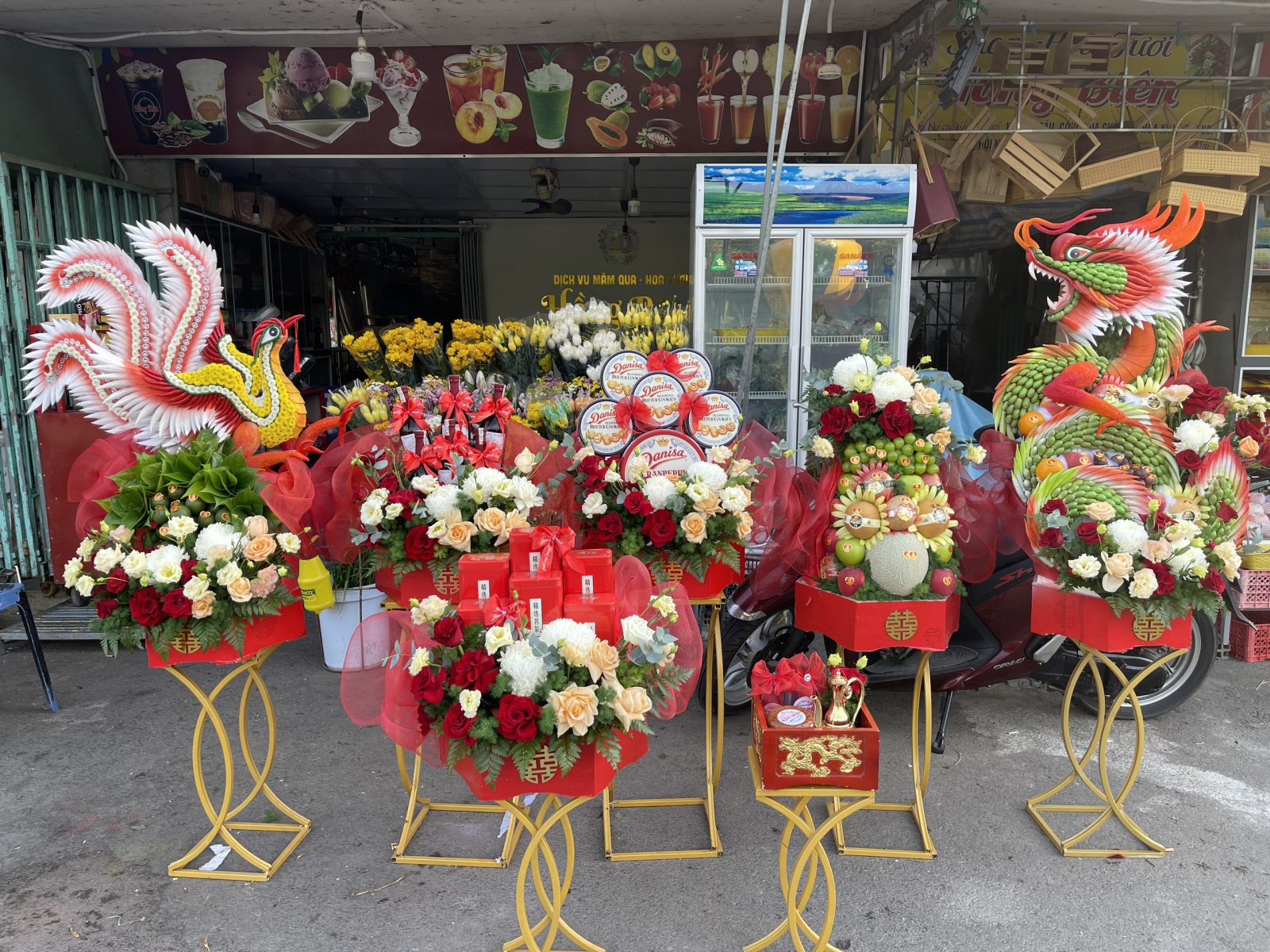 MÂM QUẢ RỒNG PHỤNG NHÀ HỒNG BIÊN
