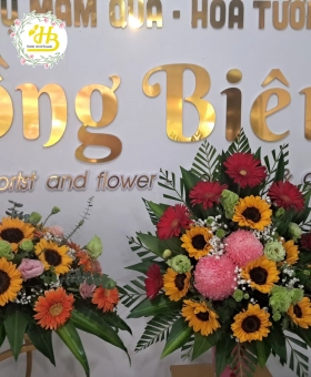 trang trí gia tiên hướng dương 