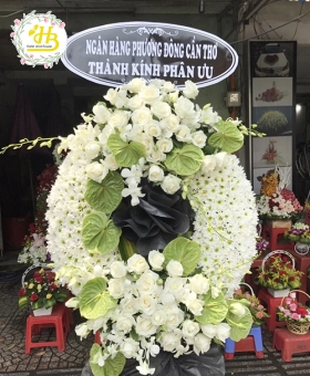 Vòng hoa Viếng