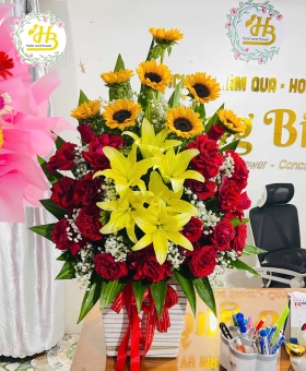 HOA KHAI TRƯƠNG  (HỒNG BIÊN CAO LÃNH ĐỒNG THÁP: CỔNG RỒNG PHỤNG - MÂM QUẢ - HOA TƯƠI)