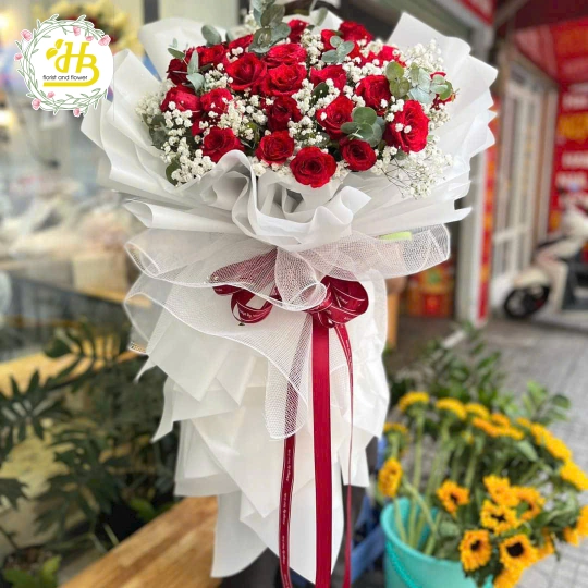 HOA TONE ĐỎ TRẮNG NHIỀU MẪU  (HỒNG BIÊN CAO LÃNH ĐỒNG THÁP: CỔNG RỒNG PHỤNG - MÂM QUẢ - HOA TƯƠI)