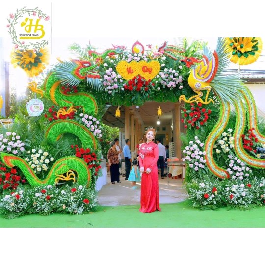 Cổng cưới long phụng xanh vàng (HỒNG BIÊN CAO LÃNH ĐỒNG THÁP: CỔNG RỒNG PHỤNG - MÂM QUẢ - HOA TƯƠI)
